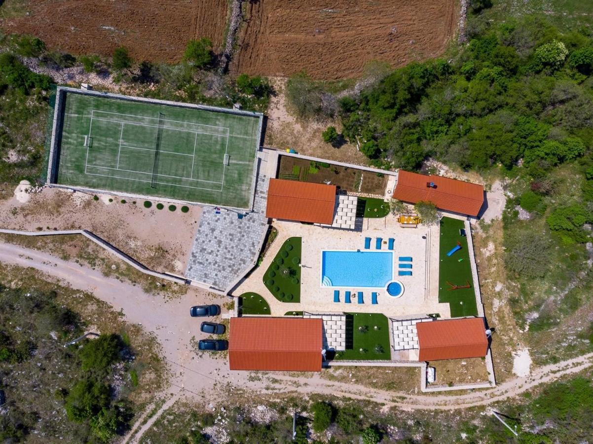 New! Promina Luxury Villa With 72Sqm Heated Pool, Jacuzzi, Infrared Sauna, Tennis Court, Media Room Bogatić Dış mekan fotoğraf
