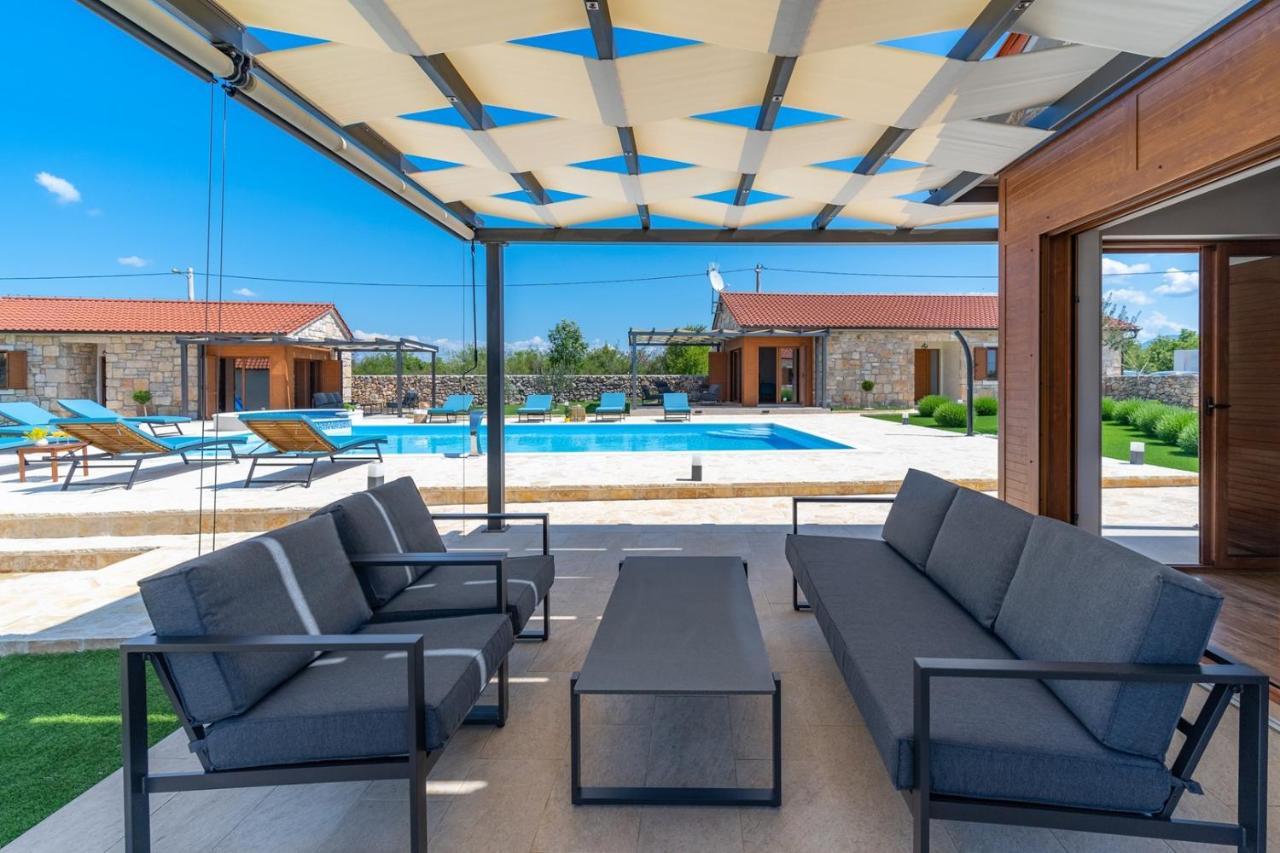 New! Promina Luxury Villa With 72Sqm Heated Pool, Jacuzzi, Infrared Sauna, Tennis Court, Media Room Bogatić Dış mekan fotoğraf
