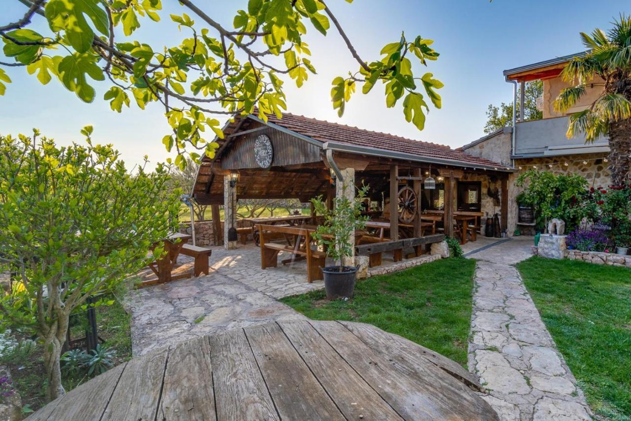 New! Promina Luxury Villa With 72Sqm Heated Pool, Jacuzzi, Infrared Sauna, Tennis Court, Media Room Bogatić Dış mekan fotoğraf