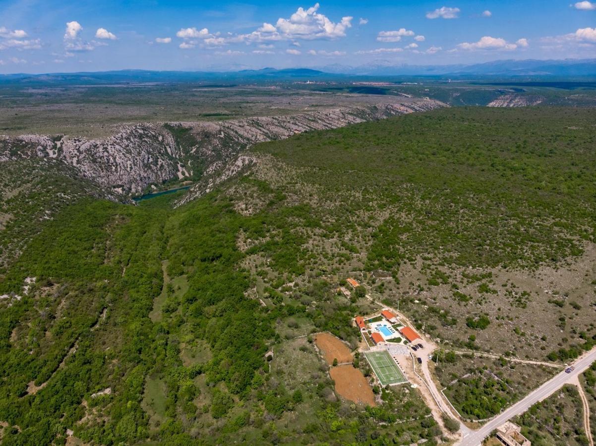 New! Promina Luxury Villa With 72Sqm Heated Pool, Jacuzzi, Infrared Sauna, Tennis Court, Media Room Bogatić Dış mekan fotoğraf